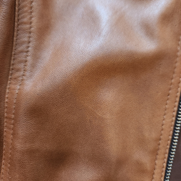Tan leather jacket - Picture 3 of 4